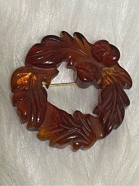 GJD Fall Acorn Wreath Brooch
